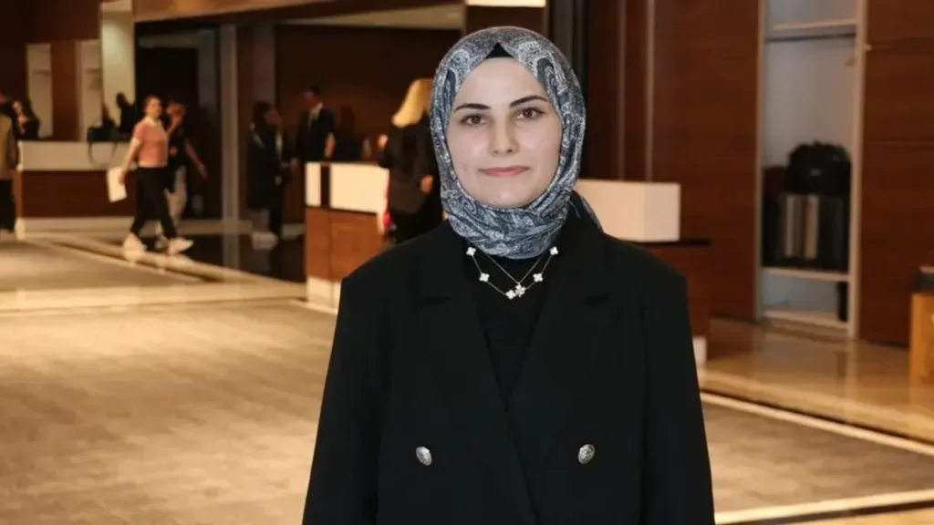 elif-ebenin-normal-dogumu-kolaylastiran-bulusuna-ar-ge-odulu